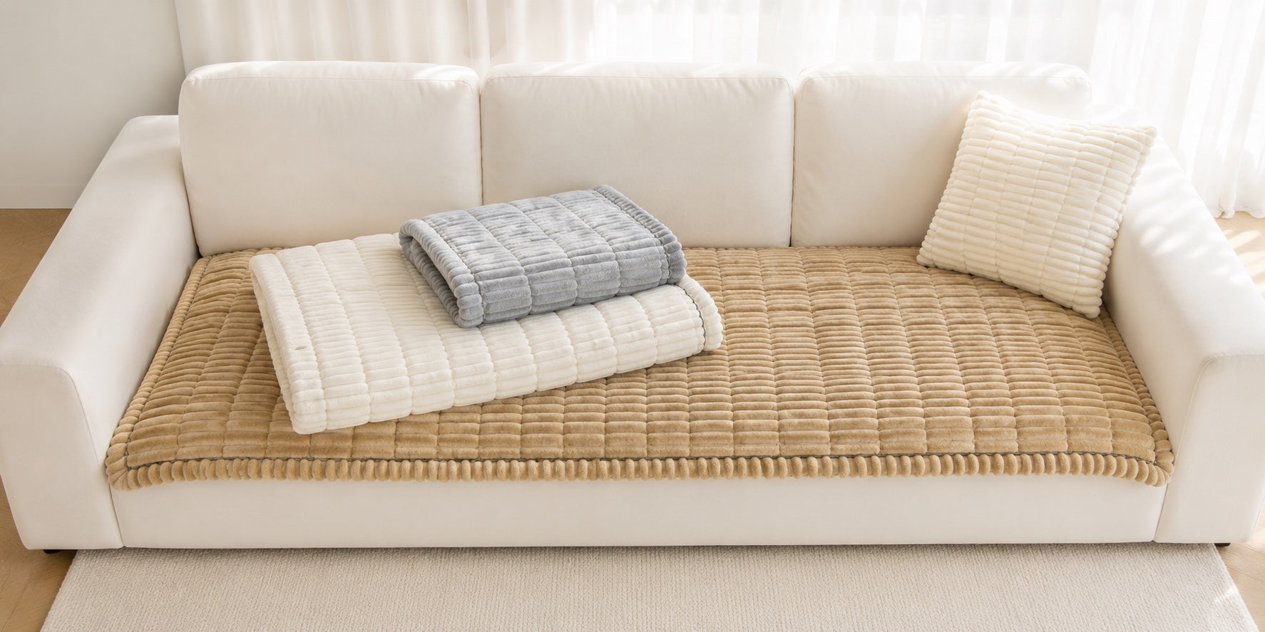 Layered pet couch covers showing three easy sizes and multiple colors